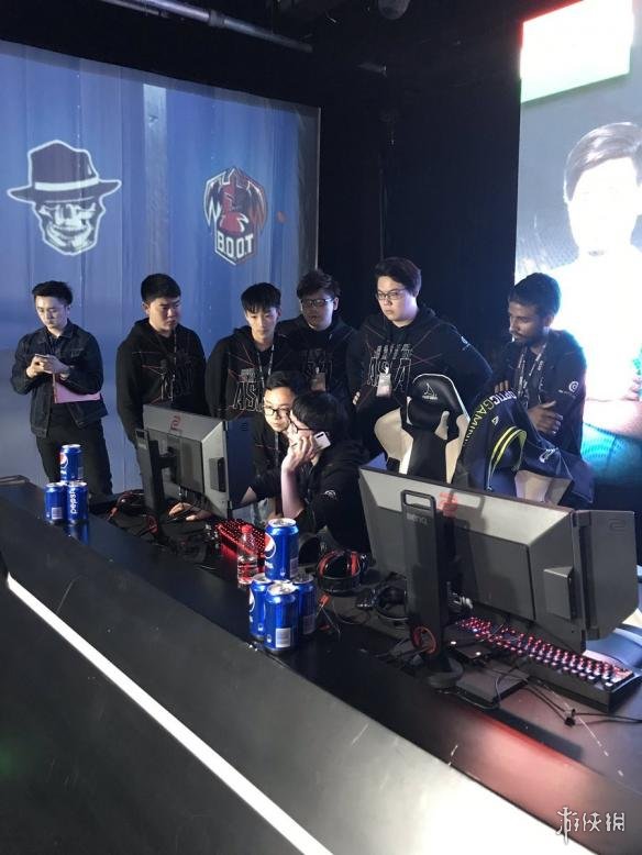 《CSGO》线下赛印度选手作弊被抓现行 全员遭开除(图3) 游侠网